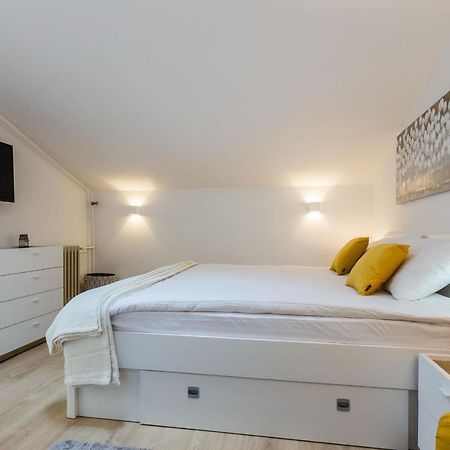 Kuki Apartment With Balcony Ζαντάρ Εξωτερικό φωτογραφία