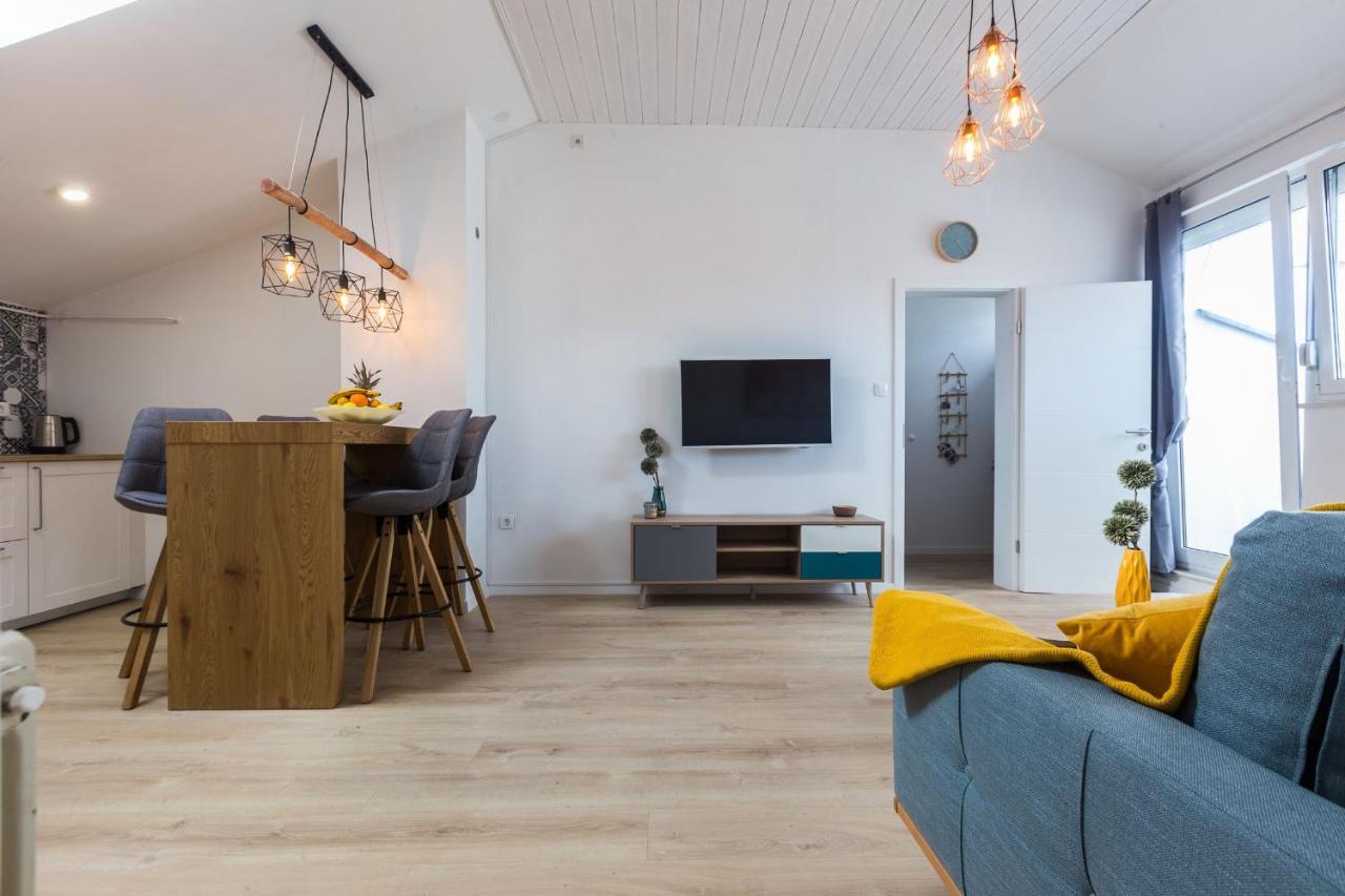 Kuki Apartment With Balcony Ζαντάρ Εξωτερικό φωτογραφία