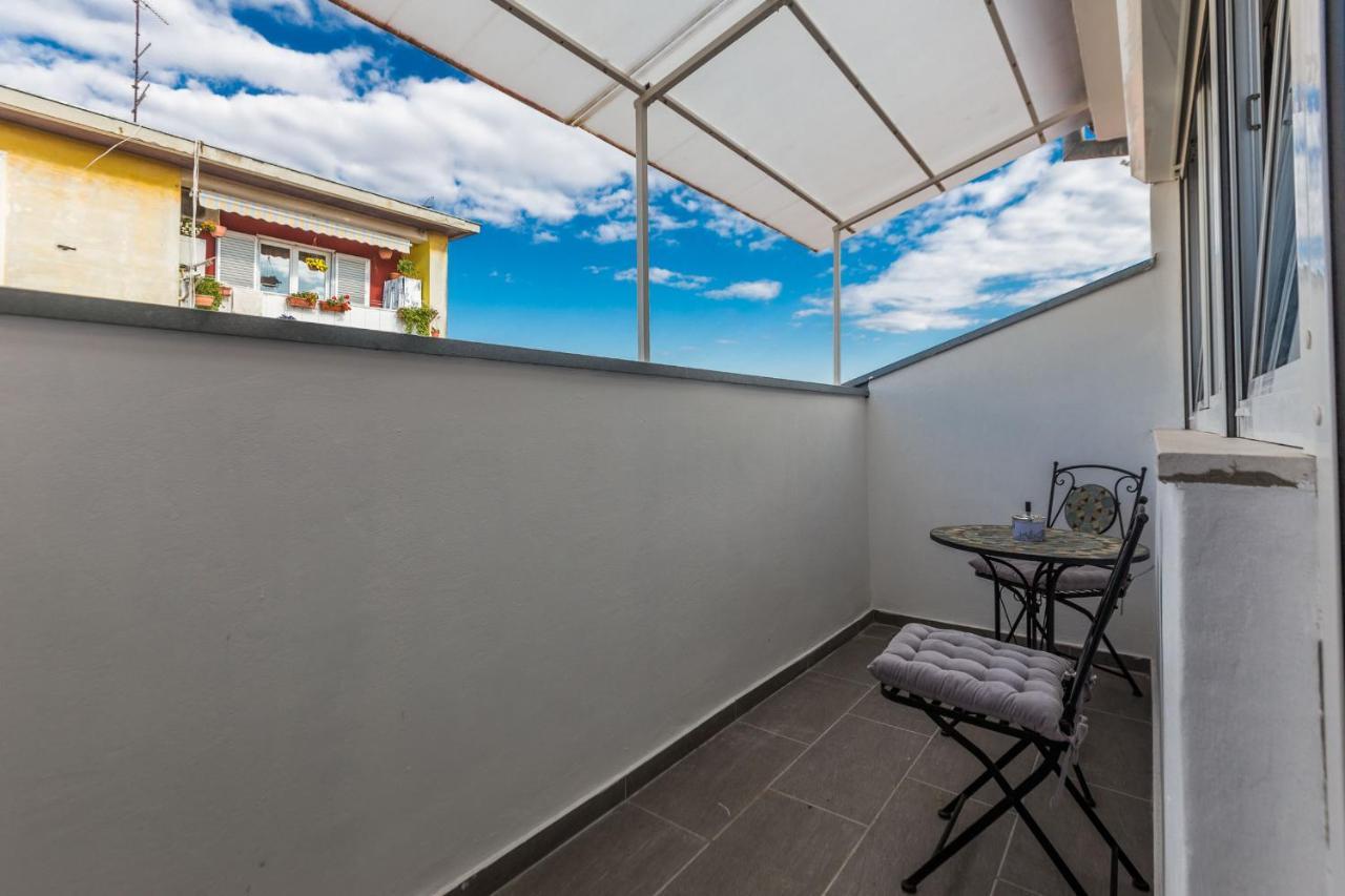 Kuki Apartment With Balcony Ζαντάρ Εξωτερικό φωτογραφία