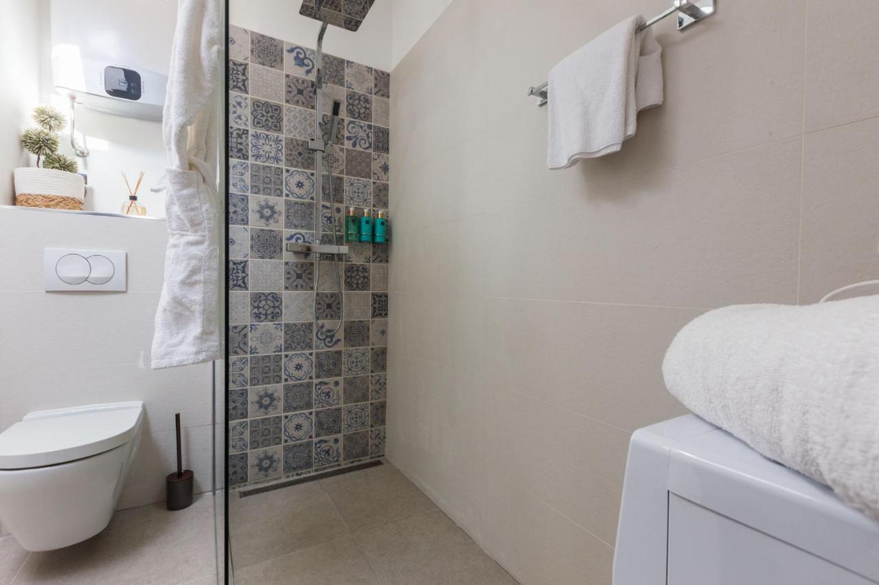 Kuki Apartment With Balcony Ζαντάρ Εξωτερικό φωτογραφία